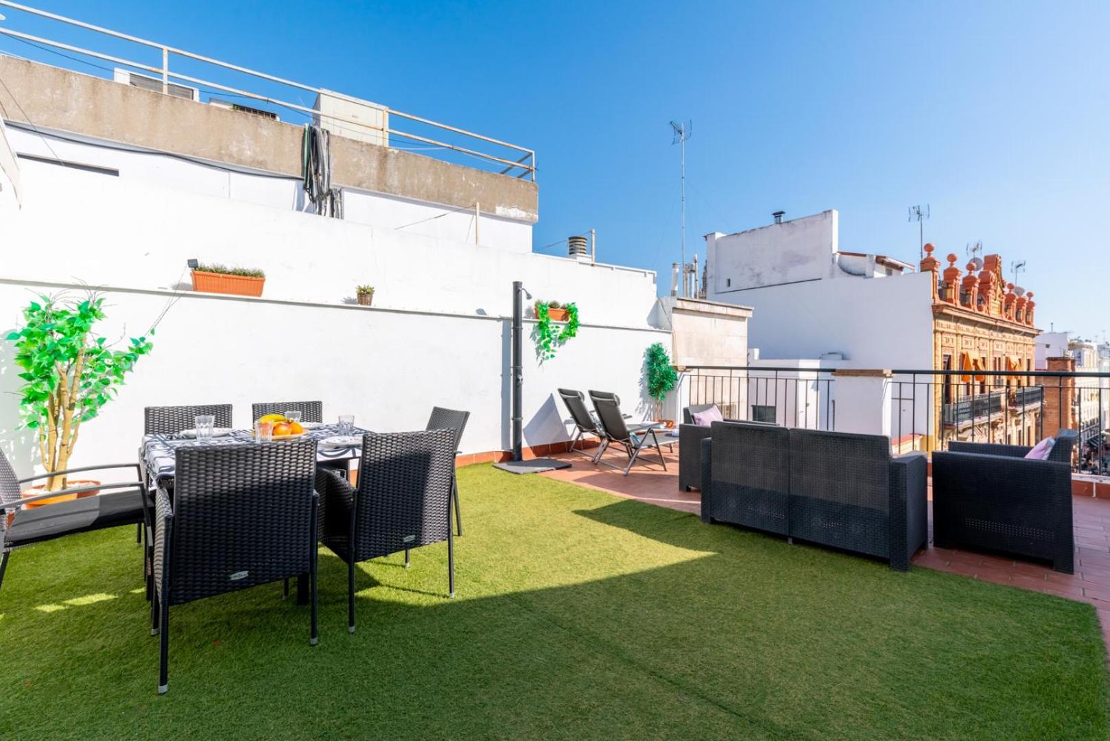 Atgr Luminoso Atico Con Terraza, Calle Antonia Diaz Seville Exterior photo